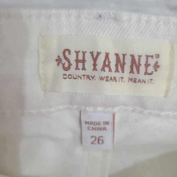 Shyanne Mid Rise Bootcut Jeans Women's 26 Off White Flare Western Cowgirl New - Picture 9 of 10